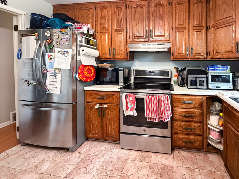 953 Miller Avenue Streamwood IL 60107