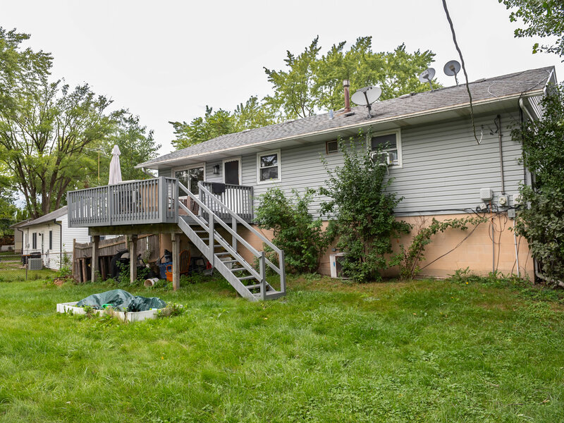 953 Miller Avenue Streamwood IL 60107