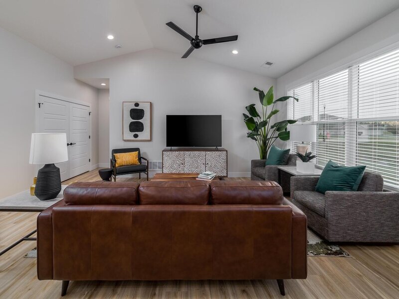 361 E Donahue Street Eldridge IA 52748
