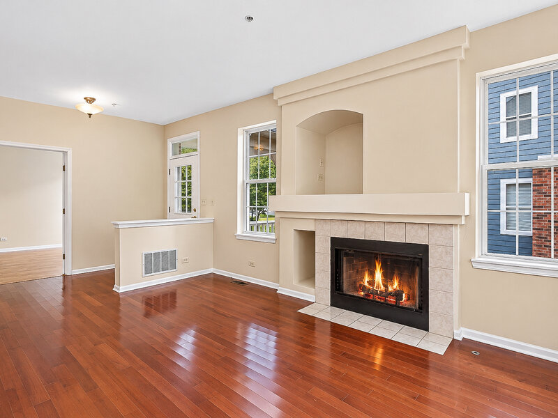 135 Tanglewood Drive Glen Ellyn IL 60137