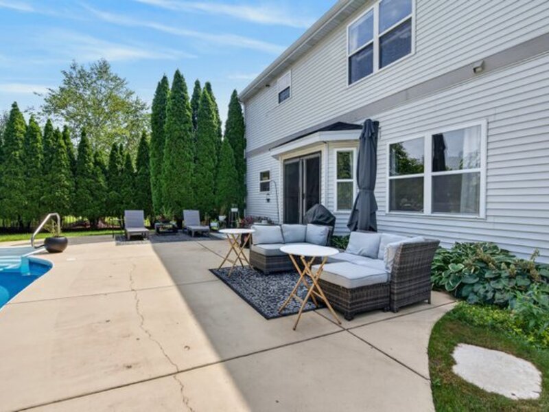 8024 Connor Drive Long Grove IL 60047