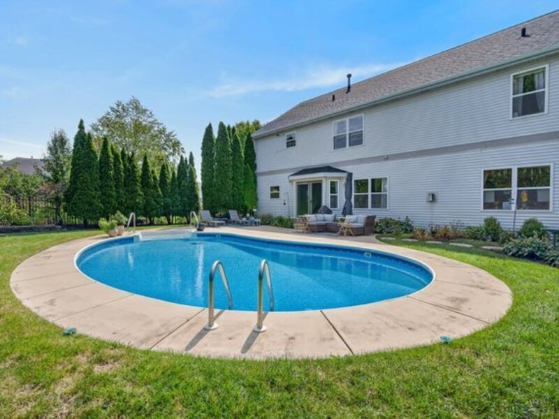 8024 Connor Drive Long Grove IL 60047