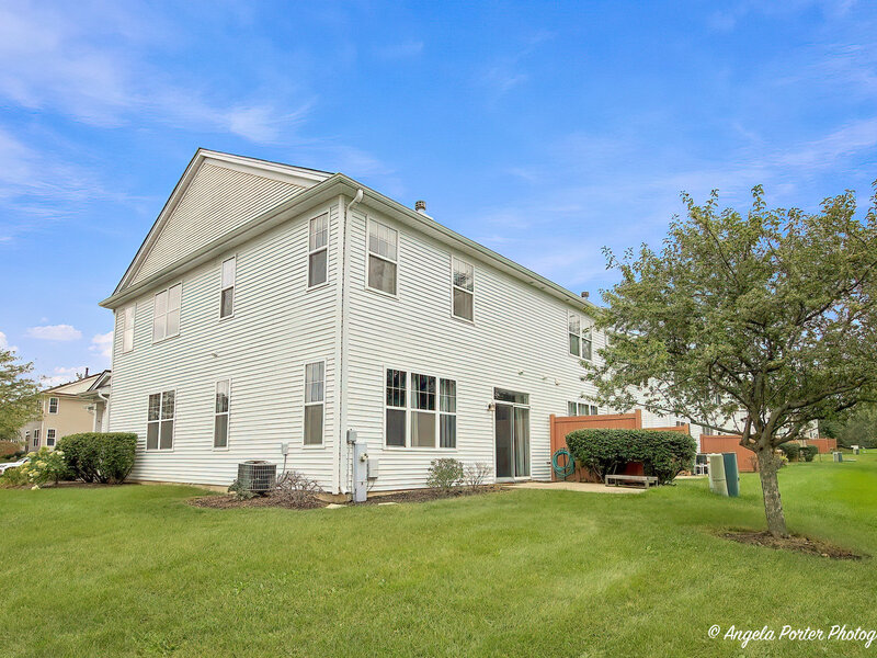 2830 Cattail Court Wauconda IL 60084