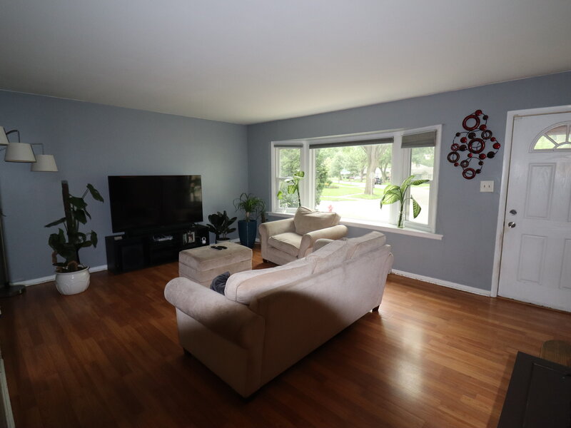 348 Cherrywood Road Buffalo Grove IL 60089