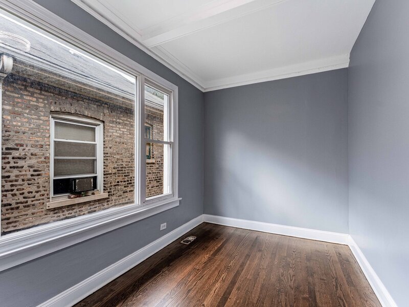 8015 S Justine Street Chicago IL 60620