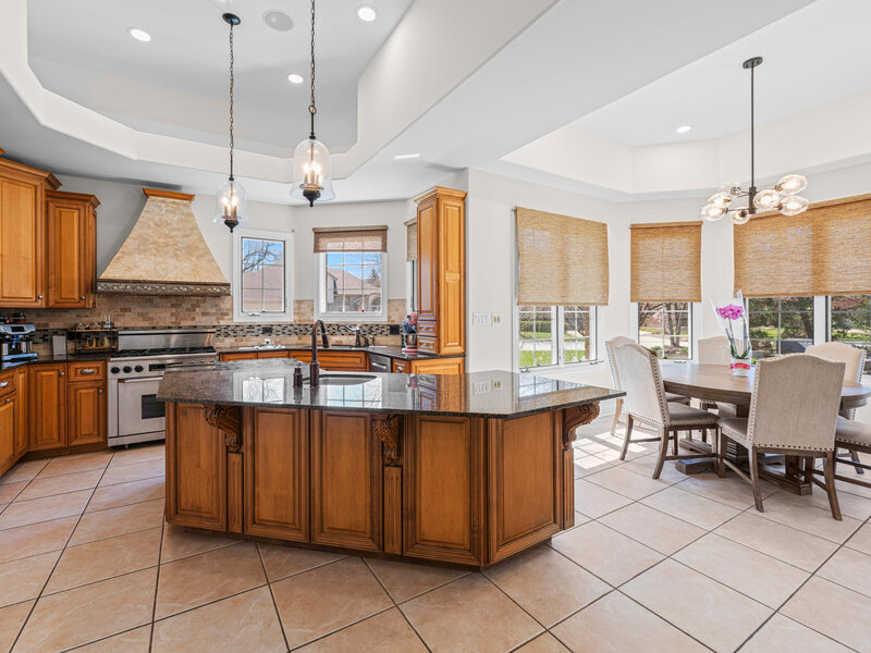 208 Sawgrass Drive Palos Heights IL 60463