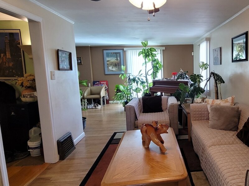 7432 W Gregory Street Chicago IL 60656