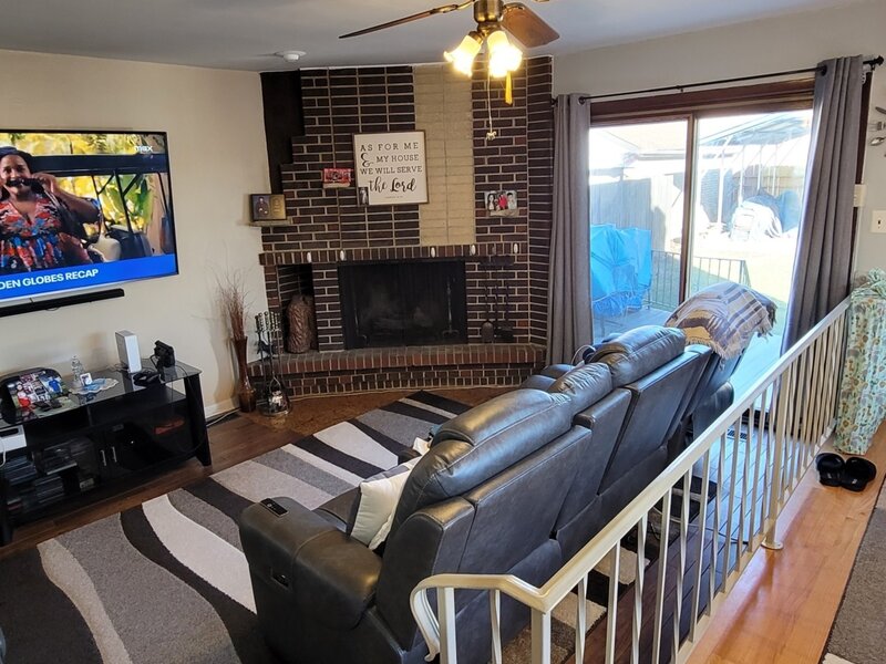 7432 W Gregory Street Chicago IL 60656