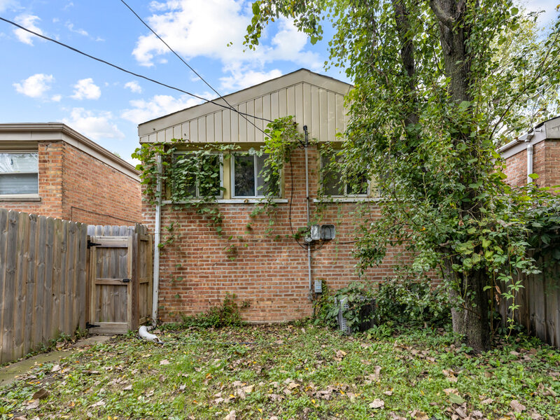 1115 W 110th Street Chicago IL 60643