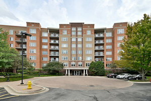 Photo of 1 N Beacon Place La Grange IL 60525 Unit 601