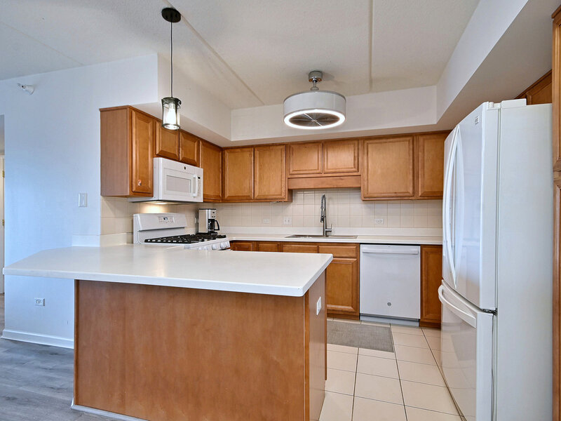 1 N Beacon Place La Grange IL 60525