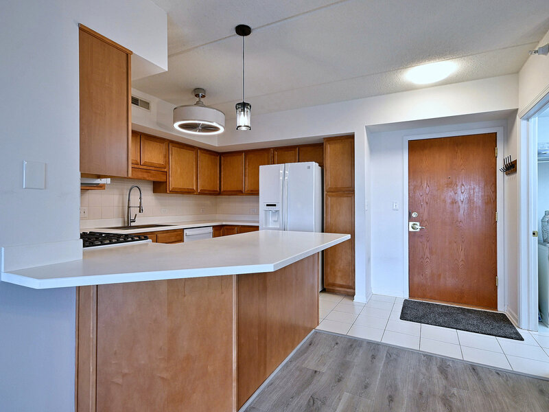 1 N Beacon Place La Grange IL 60525