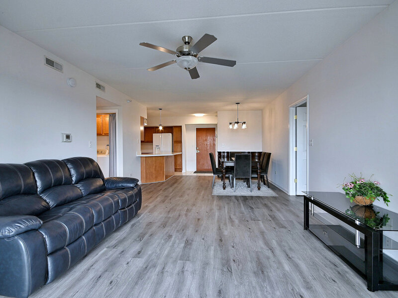 1 N Beacon Place La Grange IL 60525