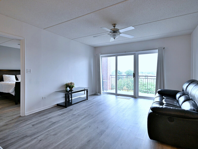 1 N Beacon Place La Grange IL 60525