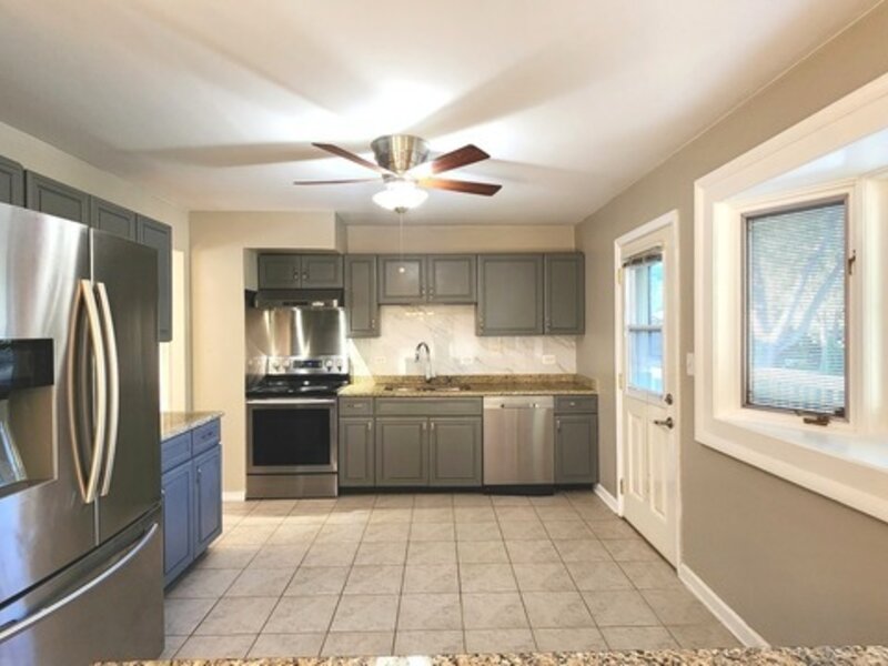 132 N Kitson Drive Palatine IL 60074