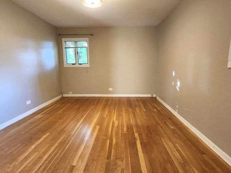 132 N Kitson Drive Palatine IL 60074