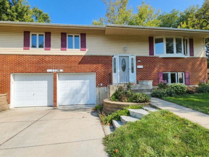 132 N Kitson Drive Palatine IL 60074