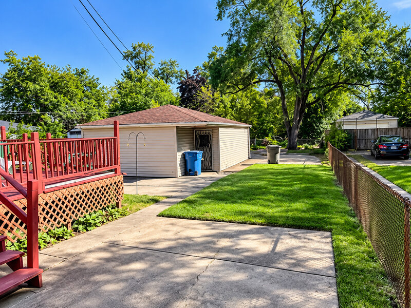 15025 Loomis Avenue Harvey IL 60426