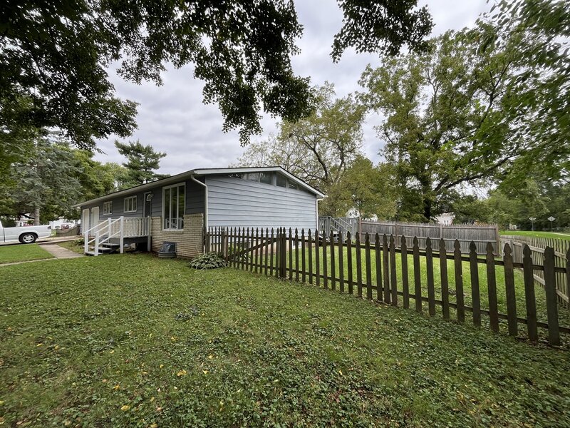 150 Wilson Place Oswego IL 60543