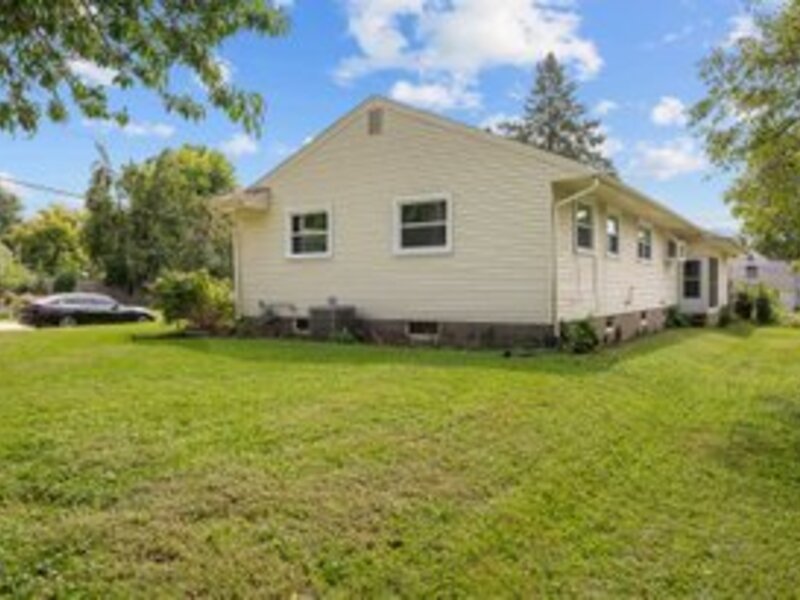 828 10th Street Bettendorf IA 52722
