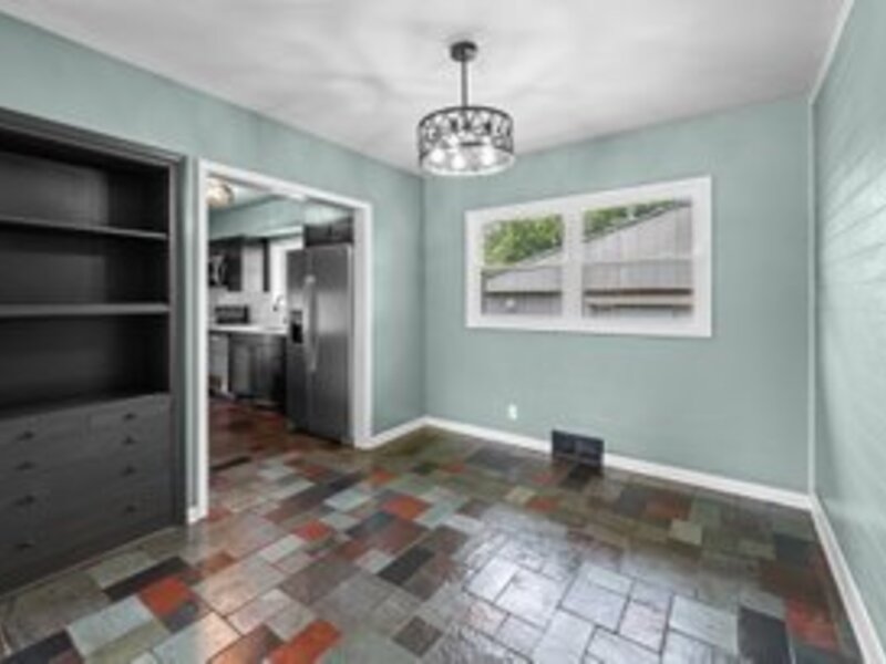 828 10th Street Bettendorf IA 52722