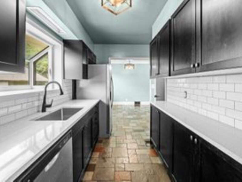 828 10th Street Bettendorf IA 52722