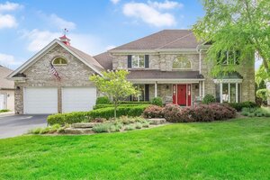 Photo of 6451 Garfield Ridge Court Burr Ridge IL 60527