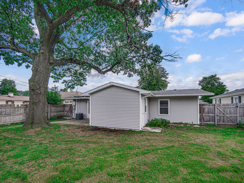 809 Westshire Drive Joliet IL 60435