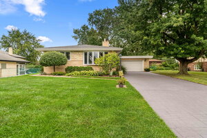 Photo of 12449 S Mcvickers Avenue Palos Heights IL 60463
