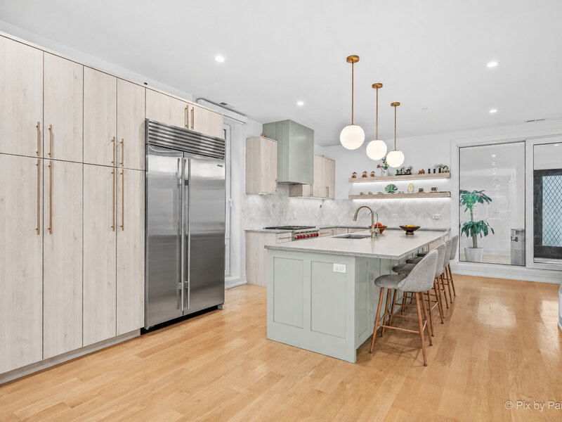 2640 N Bosworth Avenue Chicago IL 60614