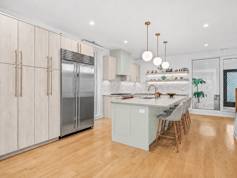 2640 N Bosworth Avenue Chicago IL 60614