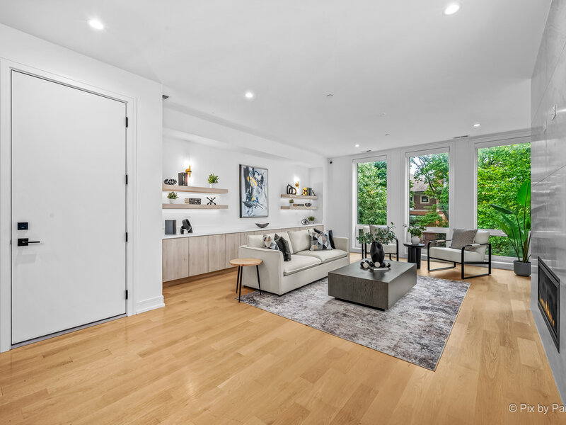 2640 N Bosworth Avenue Chicago IL 60614