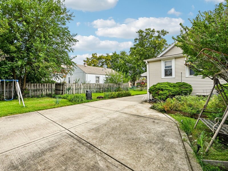 4312 Grace Street Schiller Park IL 60176