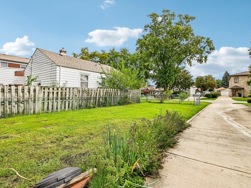 4312 Grace Street Schiller Park IL 60176