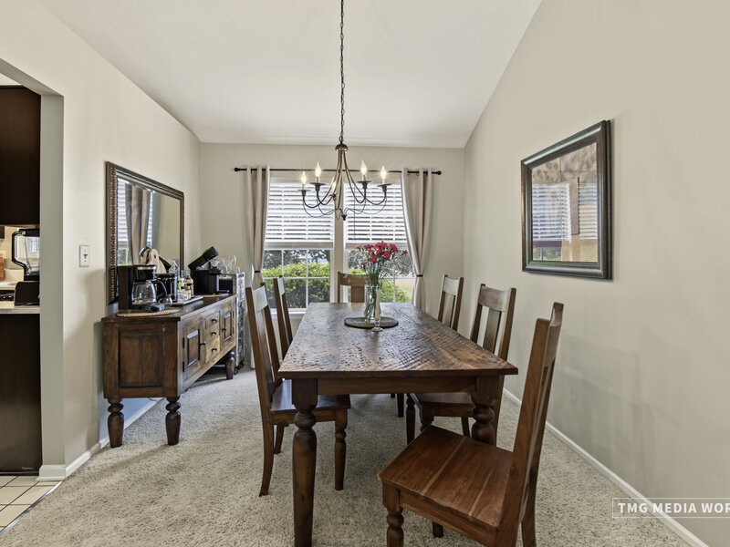 195 Meadow Lakes Boulevard Aurora IL 60504