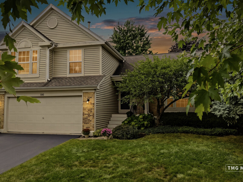 195 Meadow Lakes Boulevard Aurora IL 60504