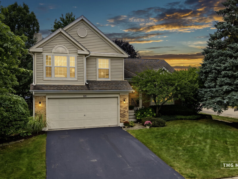 195 Meadow Lakes Boulevard Aurora IL 60504