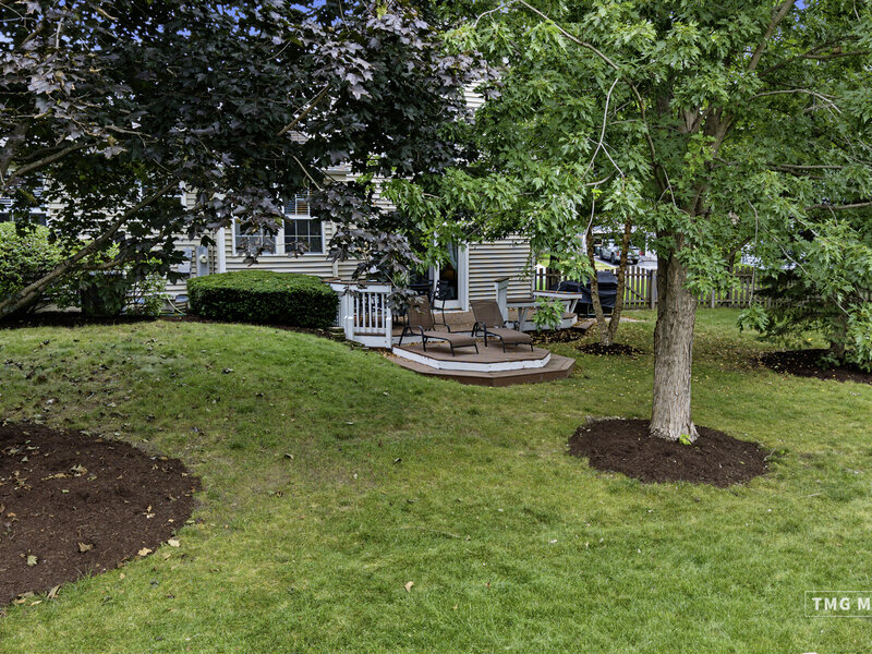 195 Meadow Lakes Boulevard Aurora IL 60504