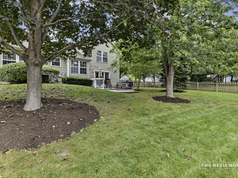 195 Meadow Lakes Boulevard Aurora IL 60504