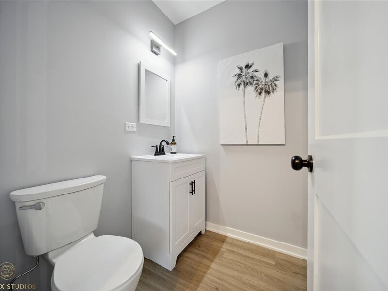 530 E 44th Place Chicago IL 60653