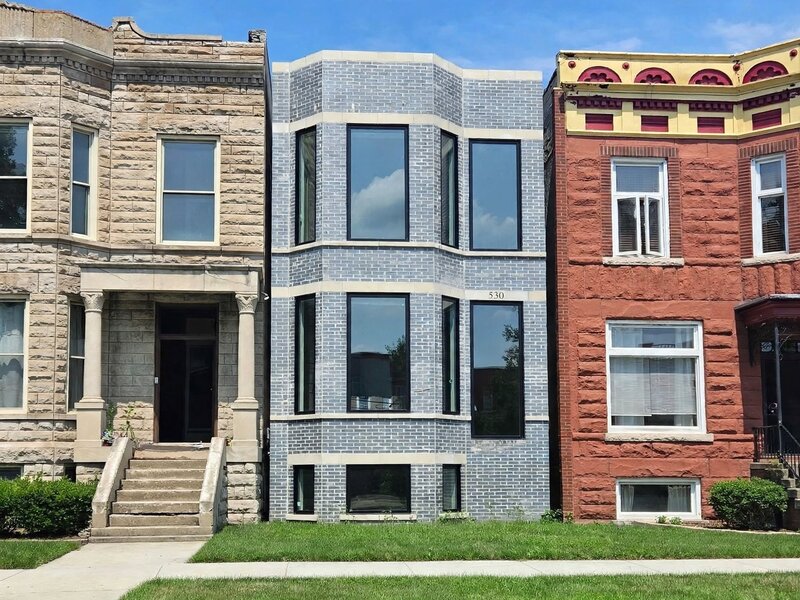 530 E 44th Place Chicago IL 60653