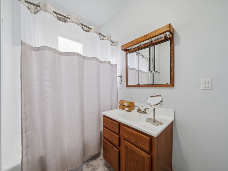 483 Barrett Street Elgin IL 60120