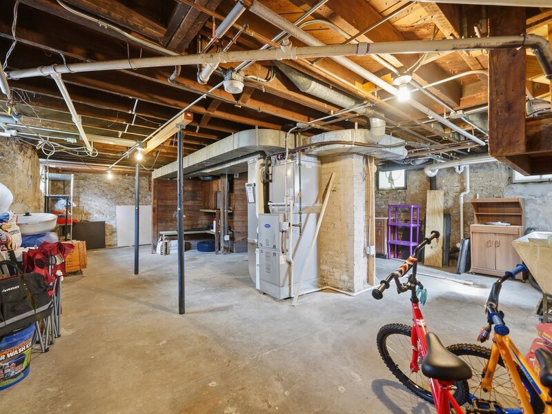 483 Barrett Street Elgin IL 60120