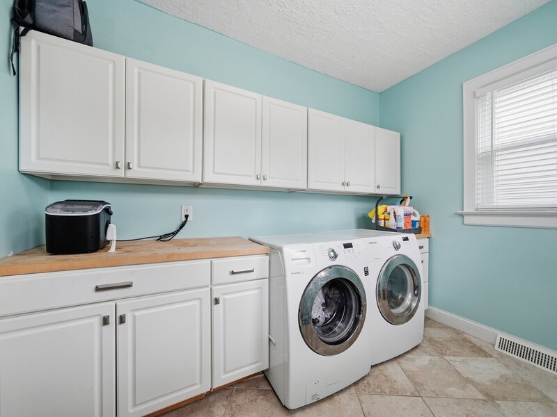 483 Barrett Street Elgin IL 60120