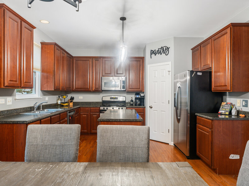 2425 Sir Barton Lane Montgomery IL 60538