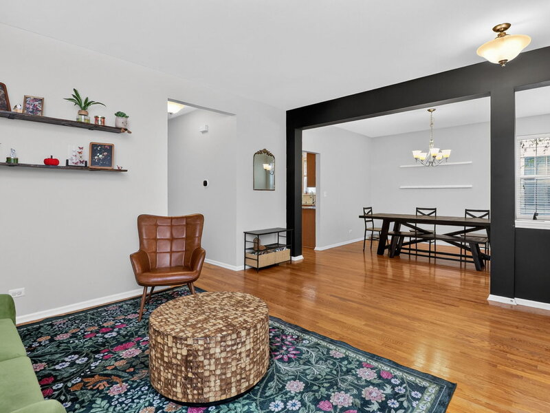 239 Bluegrass Parkway Oswego IL 60543