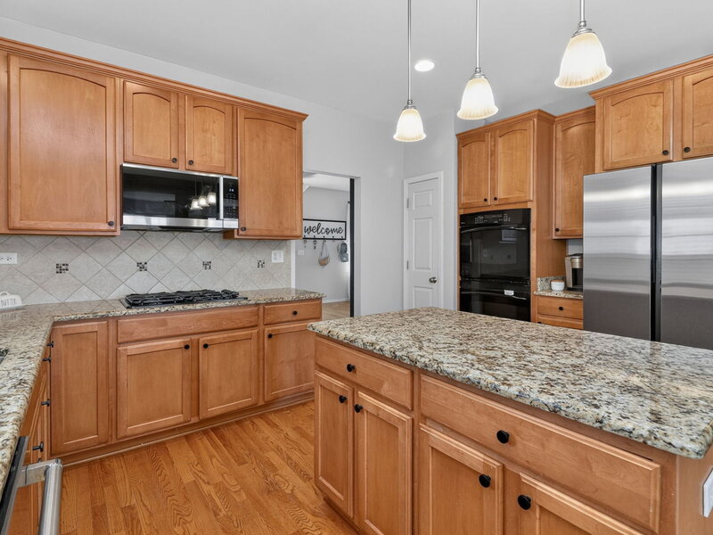 239 Bluegrass Parkway Oswego IL 60543