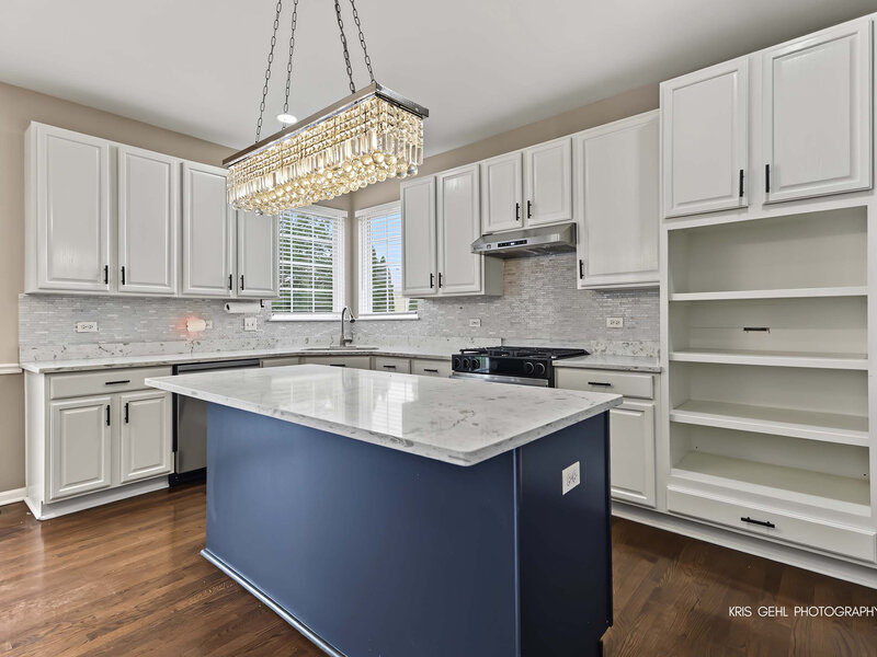 408 Pinehurst Court Gurnee IL 60031