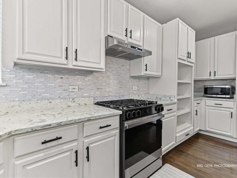 408 Pinehurst Court Gurnee IL 60031