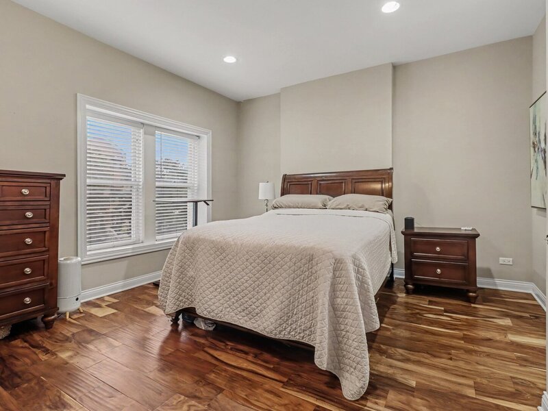 4628 S Langley Avenue Chicago IL 60653